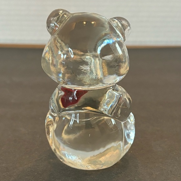 Fenton  Bear Clear With Ruby Red Heart Figure Paperweight July Birthday Bear - Picture 3 of 9
